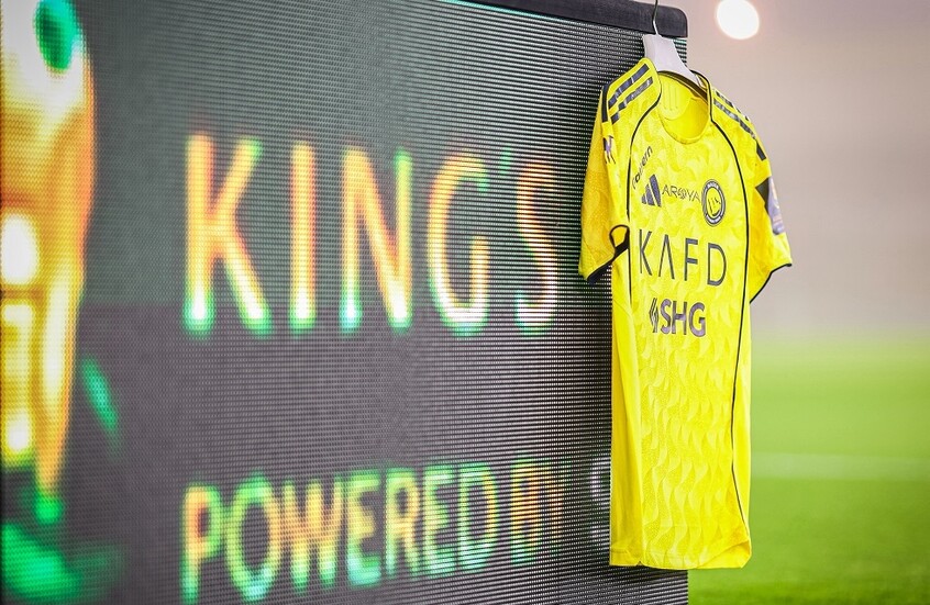 النصر ضيفا ثقيلا على جدة.. التشكيلة والقنوات الناقلة