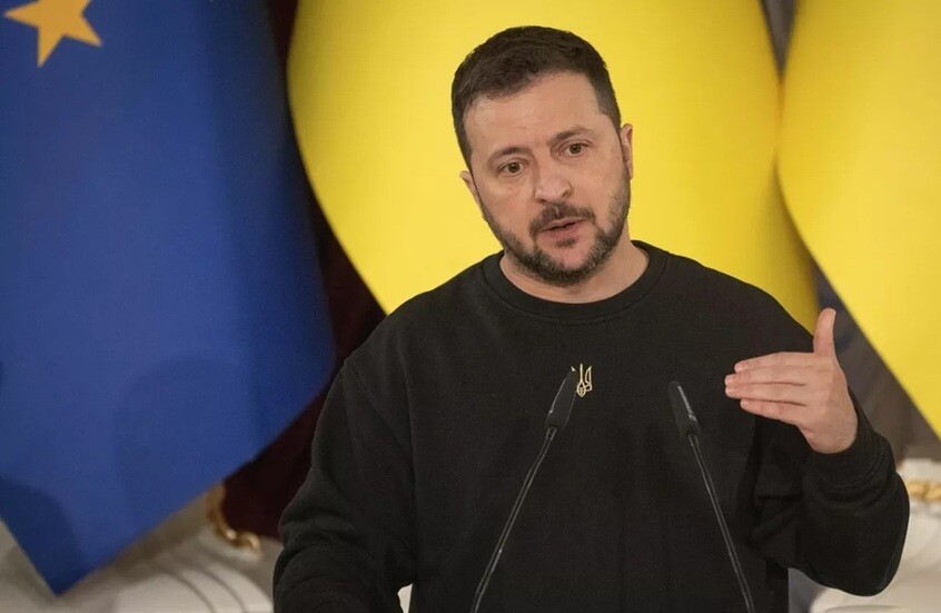 زيلينسكي يعرب عن دهشته من تصريح ترامب حول إمكانية العودة إلى حدود 2022