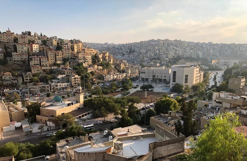 خبير أردني: هذا ما دفع الشرق الأوسط نحو التقارب مع روسيا