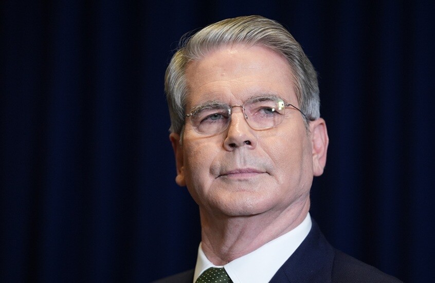 وزير الخزانة الأمريكي: الاتحاد الأوروبي وليس واشنطن من يجب أن يشدد العقوبات ضد روسيا