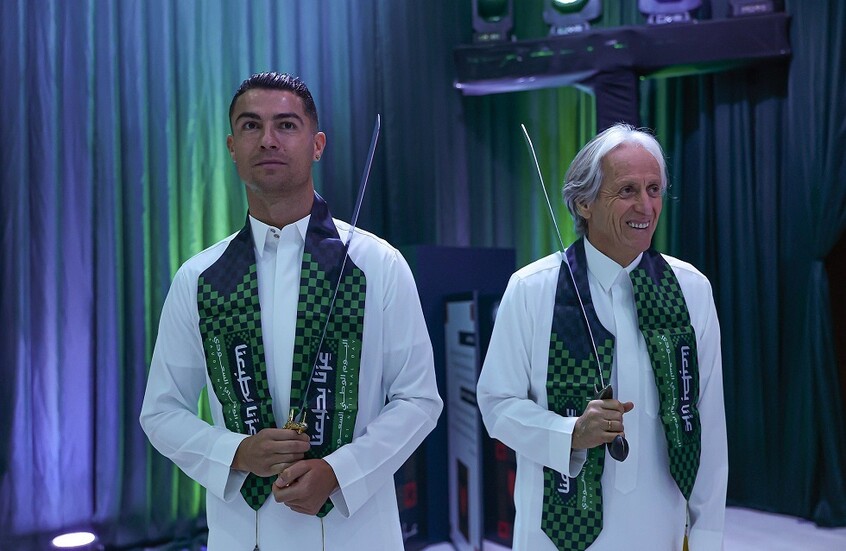 مدرب النصر يكشف سبب غياب رونالدو عن مواجهة جدة