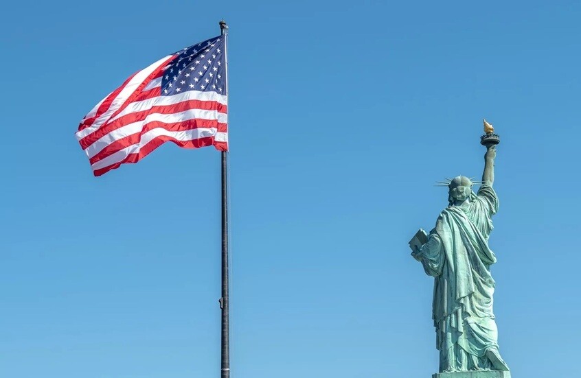 الولايات المتحدة.. فرقة من المظليين تحل مشكلة "تسعة ليتل روك"