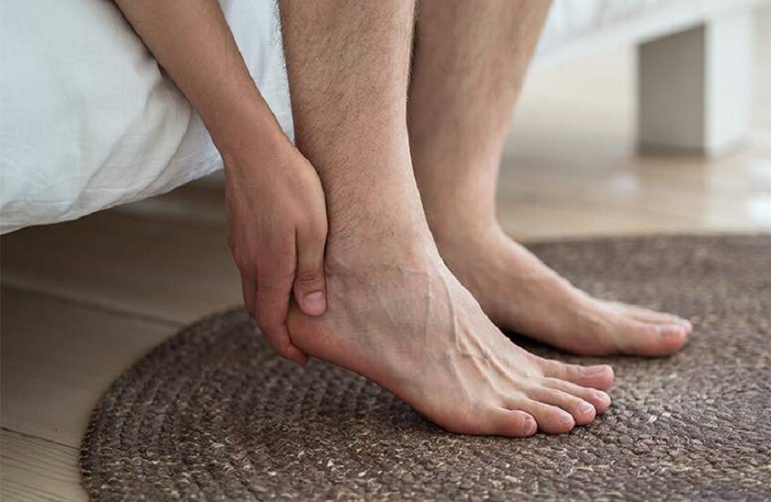 أسباب آلام الكعب وطرق علاجها