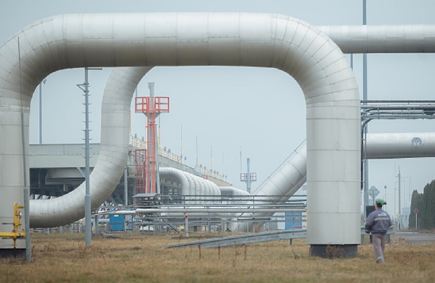 "بلومبرغ": واشنطن لم تضغط على سلوفاكيا وهنغاريا للتخلي عن الطاقة الروسية