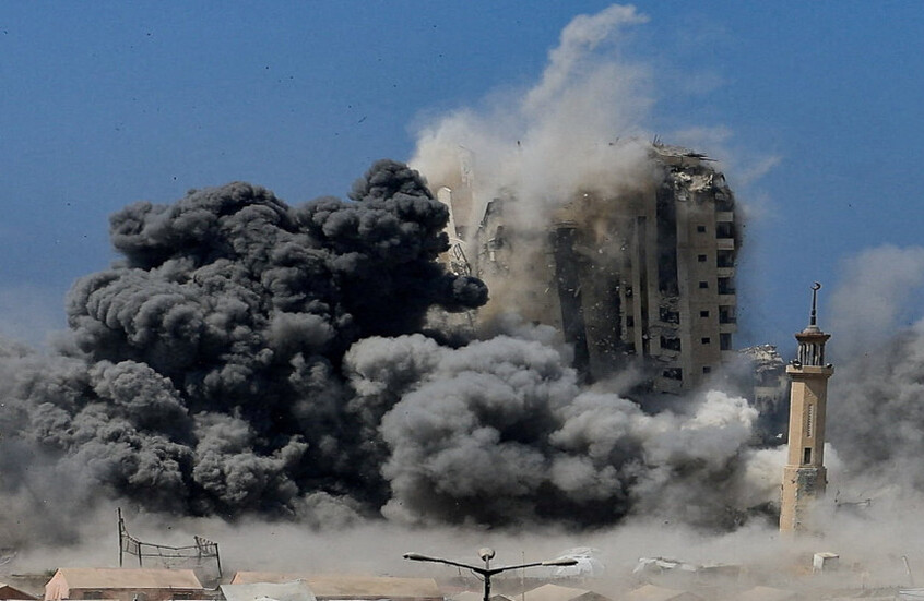 غزة.. الفصائل تستهدف مروحية إسرائيلية بصاورخ وارتفاع حصيلة قتلى القصف الإسرائيلي