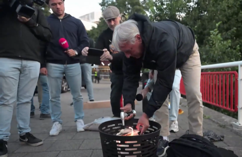 اعتقالات في هولندا بعد حرق القرآن الكريم بالقرب من مركز للاجئين