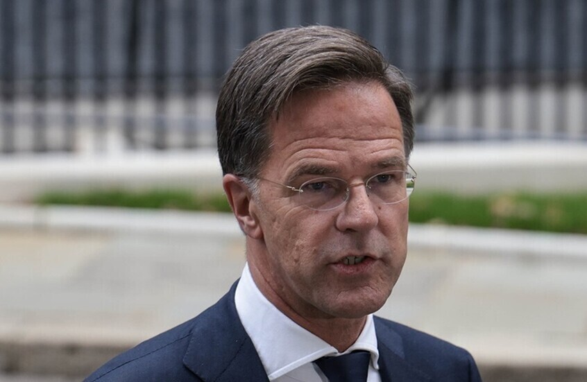 روته: حديث ترامب حول استعادة أوكرانيا لحدودها السابقة يهدف لدفع روسيا إلى التفاوض