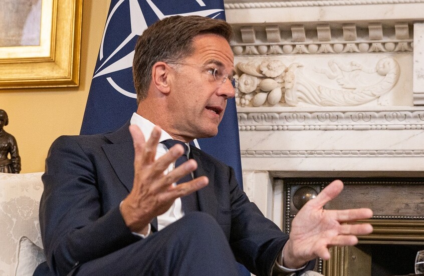 روته: "الناتو" لا يستطيع تحمّل كلفة إسقاط المسيّرات بصواريخ باهظة الثمن