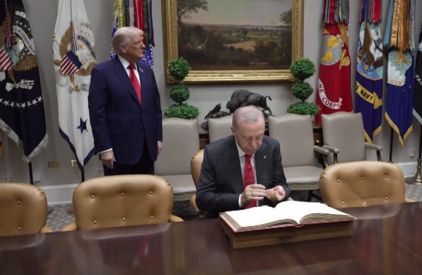 على غرار نتنياهو.. ترامب يسحب الكرسي لأردوغان في البيت الأبيض