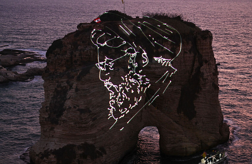 صخرة الروشة تعزز جدار الجفاء بين الفرقاء اللبنانيين