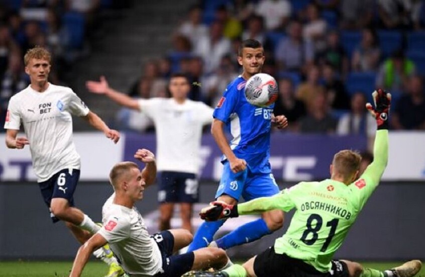 شاهد.. 5 أهداف في مواجهة دينامو موسكو وكريليا سوفيتوف