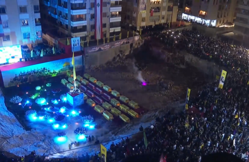 احتشاد المئات من أنصار "حزب الله" في مكان اغتيال نصر الله