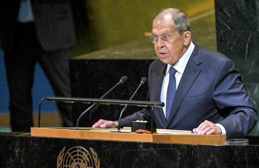 لافروف: محاولات إعادة فرض العقوبات ضد إيران هي إجراءات غير قانونية