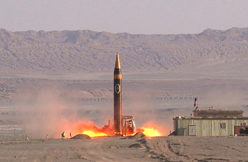 طهران تربط بين آلية الزناد والبرنامج الصاروخي الإيراني وتتوعد "الترويكا" بالرد