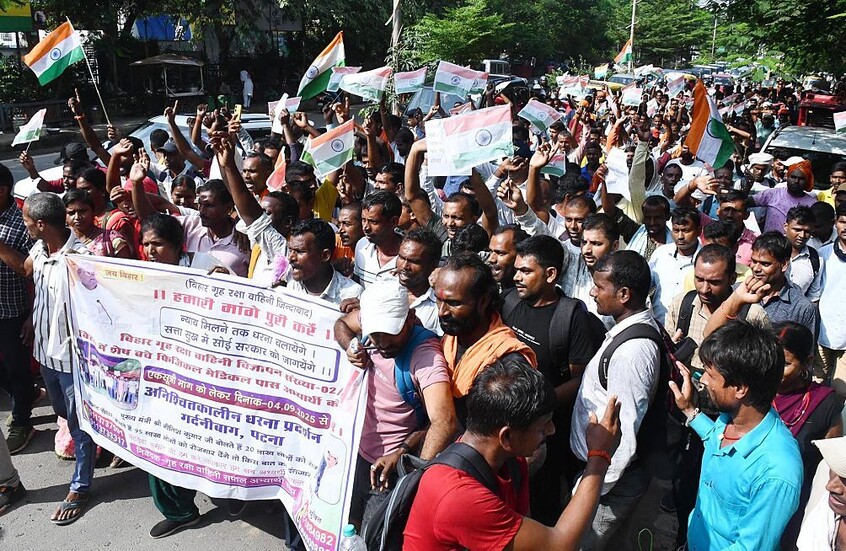 الهند..ارتفاع حصيلة قتلى تدافع التجمع السياسي إلى 40