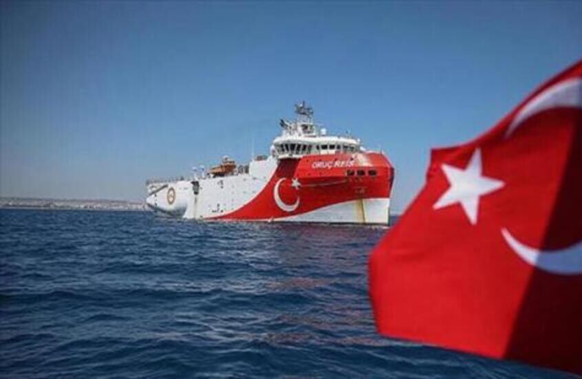 Türkiye, "Küresel Dayanıklılık Filosu" bünyesindeki bir gemiden yolcuların tahliyesi için acil operasyon gerçekleştiriyor.