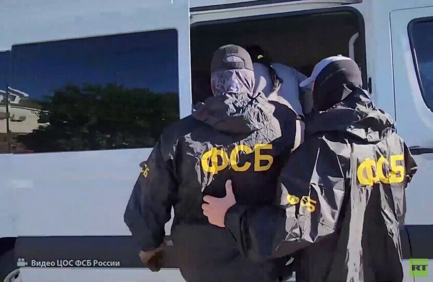 اعتقال إحدى سكان مدينة سيفاستوبول بتهمة تزويد كييف بصور لمواقع سفن أسطول البحر الأسود