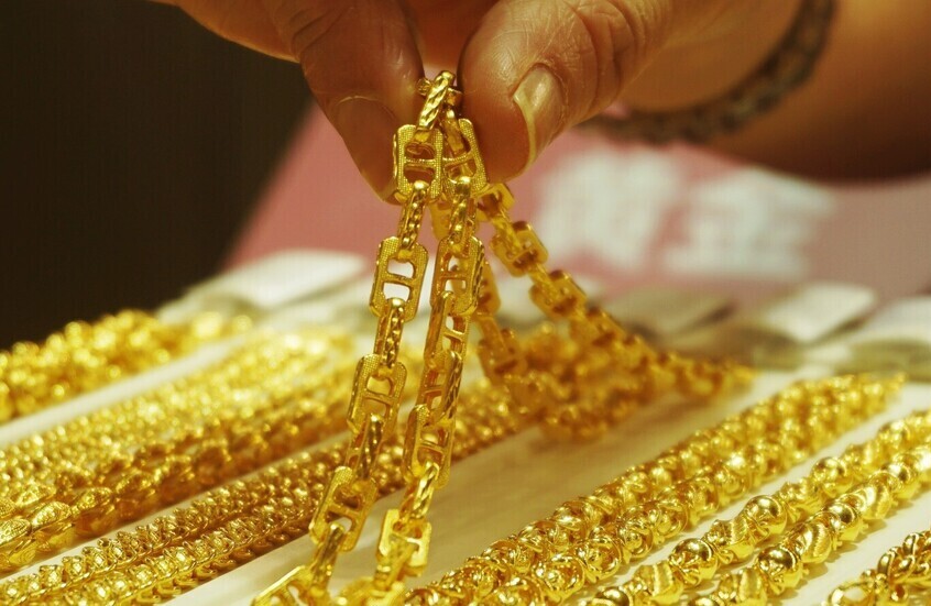 خبير يحدد شروط ارتفاع سعر الذهب إلى 4000 دولار