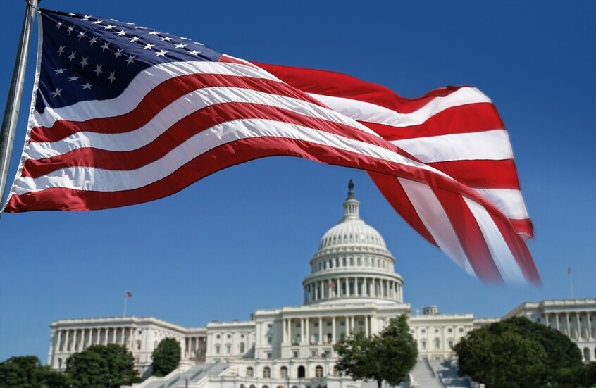 الكونغرس الأمريكي قد يعلن الإغلاق الحكومي بعد فشل تبنّي قانون الإنفاق المؤقت