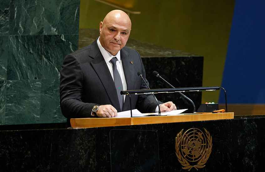 الرئيس اللبناني يرحب بخطة ترامب لوقف الحرب في غزة