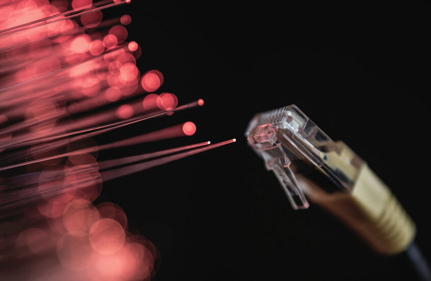 انقطاع خدمات الإنترنت والهواتف المحمولة في أفغانستان