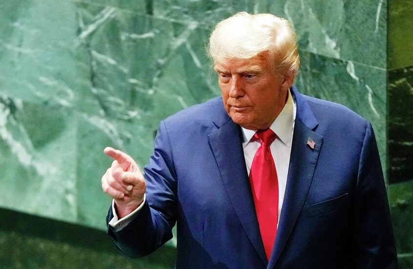 Trump: Benimle aynı fikirde olmayan generaller maaşlarını kaybedebilir