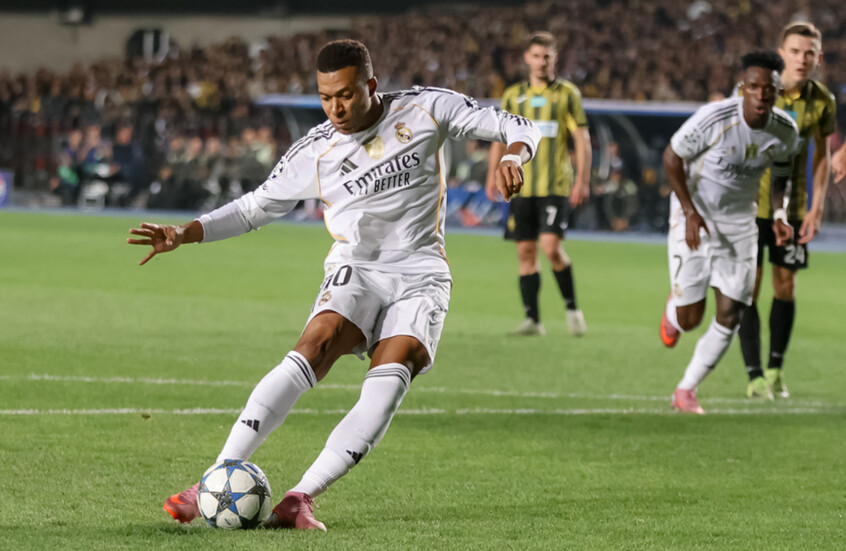 "هاتريك" مبابي يقود ريال مدريد لاكتساح كايرات ألماتي في دوري الأبطال