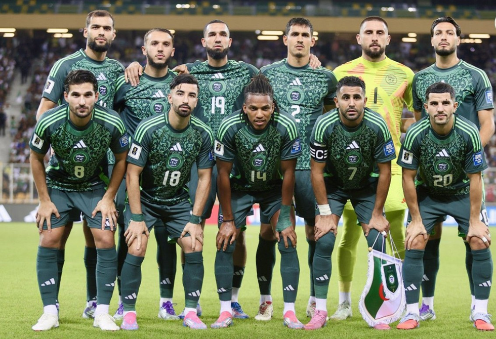 الجزائر تسقط بوتسوانا بثلاثية وتحكم قبضتها على صدارة مجموعتها في تصفيات كأس العالم