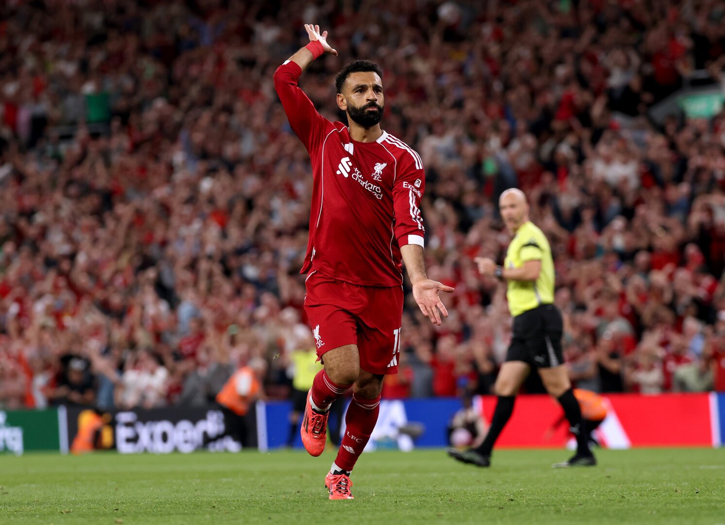 محمد صلاح ينافس على جائزة جديدة مع ليفربول