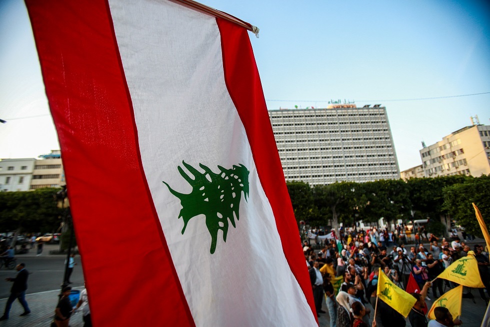 "حزب الله": لبنان أمام معضلة سياسية خطيرة وندرس جميع الخيارات