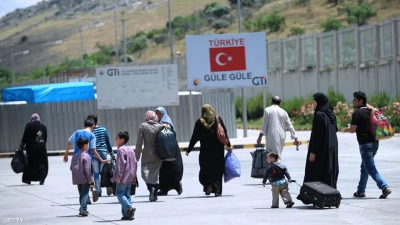 تركيا تعلن عدد السوريين العائدين إلى بلادهم