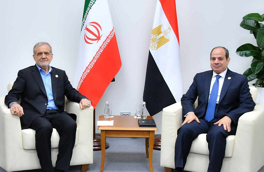 الرئيس الإيراني يوجه رسالة إلى السيسي بعد توقيع اتفاق القاهرة