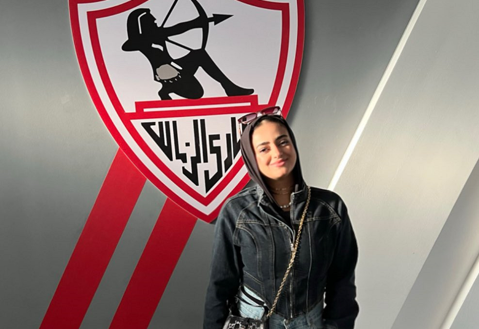 "صوت الزمالك".. زوجة أحد نجوم الزمالك تنضم إلى راديو النادي (صورة)