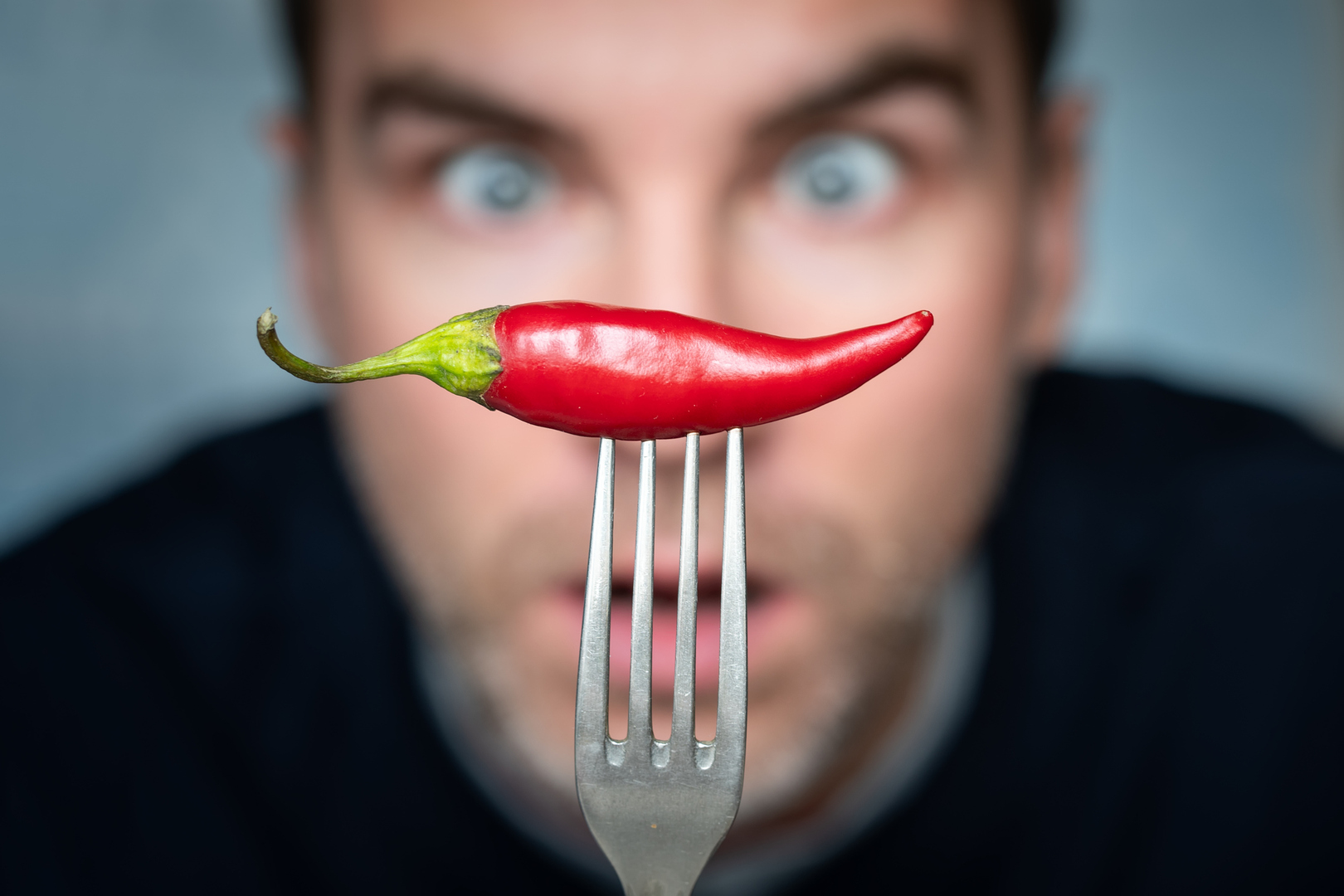 ماذا يحدث لجسمك عندما تأكل أطعمة حارة بانتظام؟