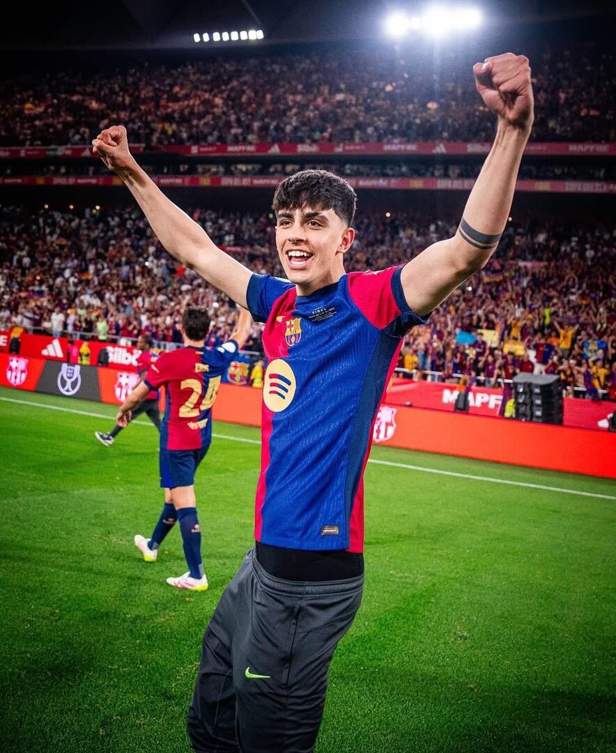 النصر يضع عينه على موهبة برشلونة