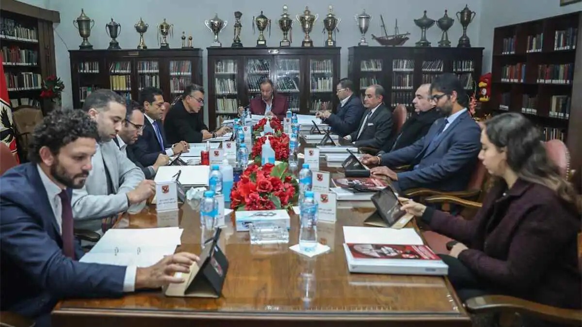 ما الأسباب التي دفعت محمود الخطيب إلى الاعتذار عن الترشح لرئاسة الأهلي؟
