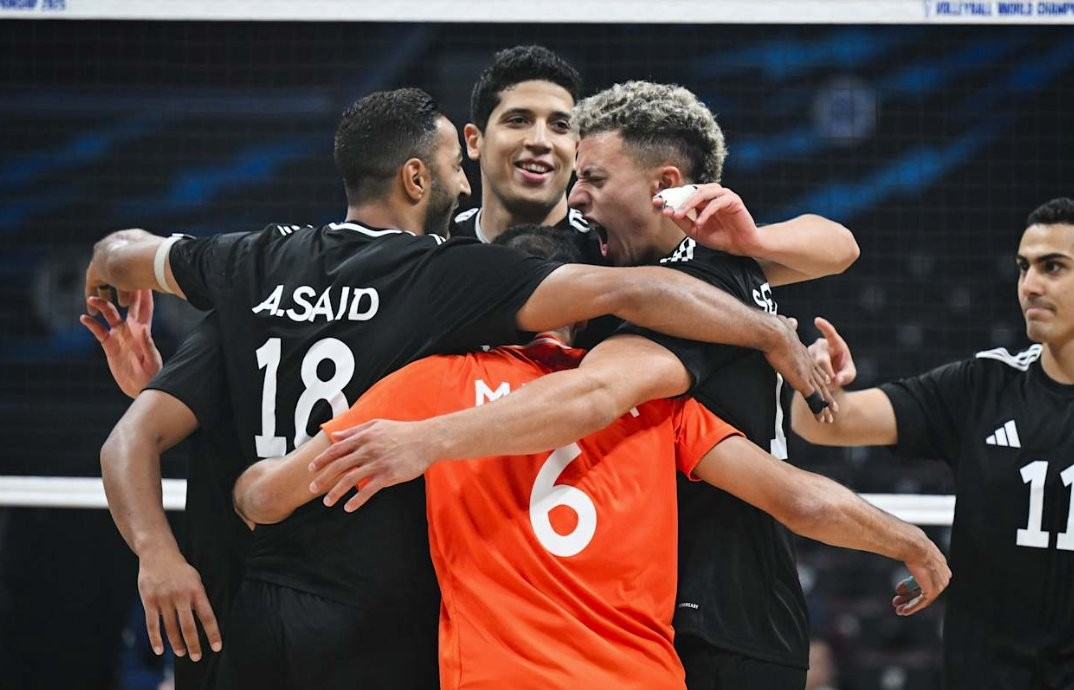 مصر تحقق فوزا تاريخيا وتهزم إيران في مستهل مشوارها بمونديال الطائرة