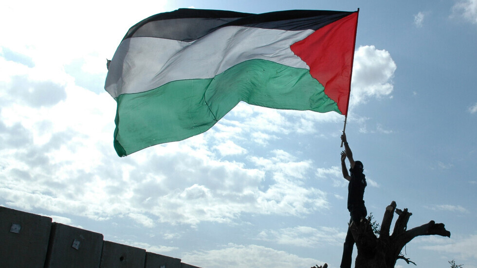 التايمز: بريطانيا على أعتاب الاعتراف التاريخي بدولة فلسطين