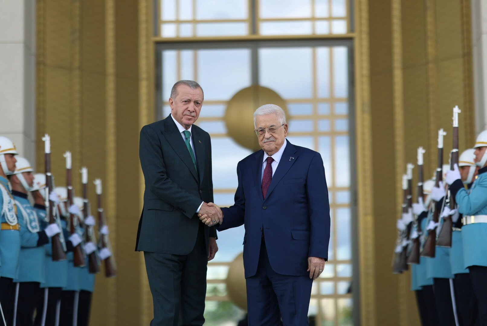 أردوغان خلال اجتماع مع عباس في أنقرة: إسرائيل لا تهدد فلسطين فحسب بل الاستقرار الإقليمي