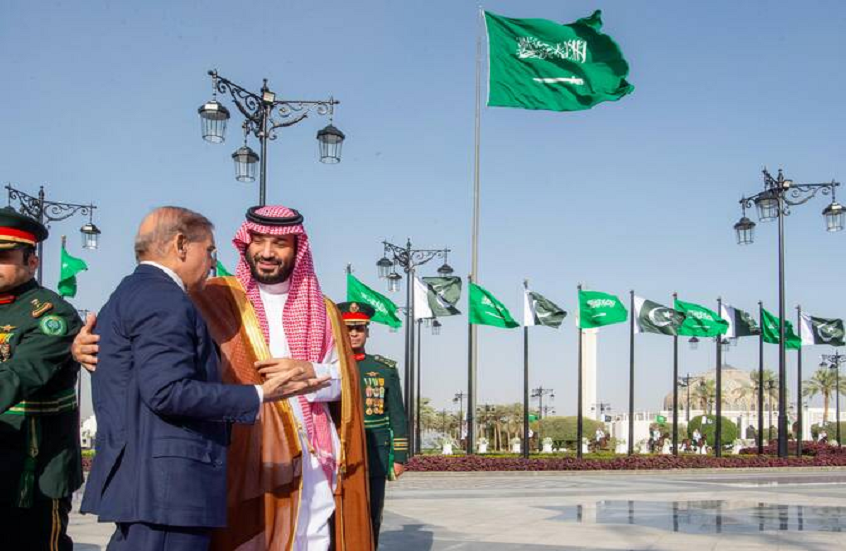 الردع النووي والقوى البشرية.. قراءة في التحالف الدفاعي بين السعودية وباكستان