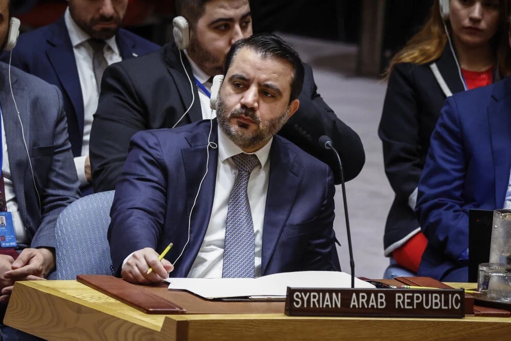 نائب وزير الخارجية الأمريكي يبحث مع الشيباني مستقبل سوريا وعلاقاتها مع إسرائيل