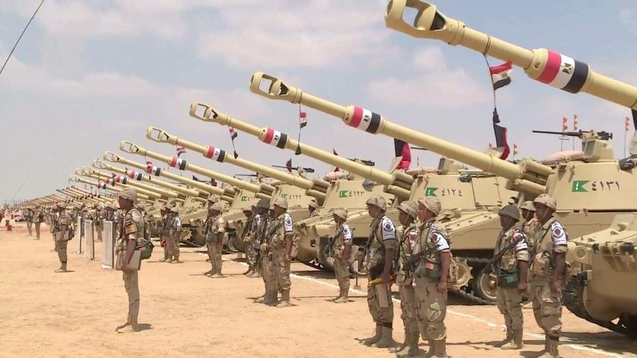 "خدعة نتنياهو".. خبير عسكري يكشف سر مخاوف إسرائيل من الجيش المصري في سيناء