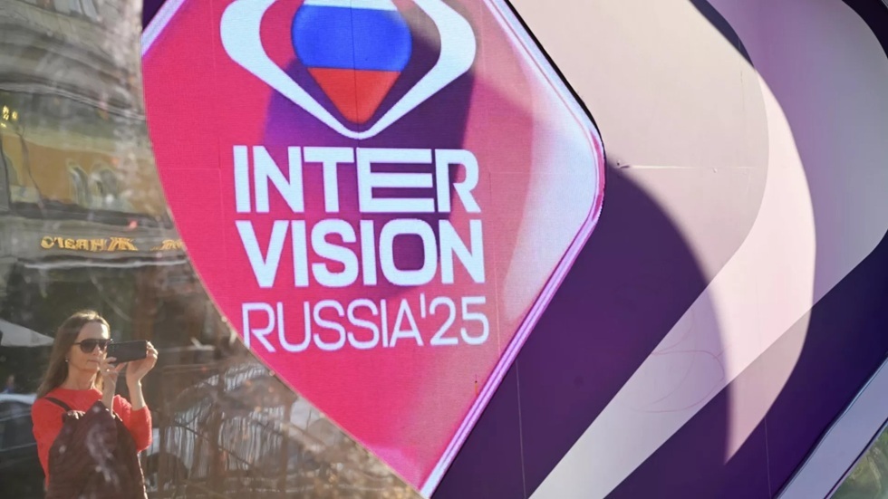 بعد نجاح مذهل لنسختها الأولى في موسكو.. مسابقة "إنترفيجن 2026" من نصيب السعودية