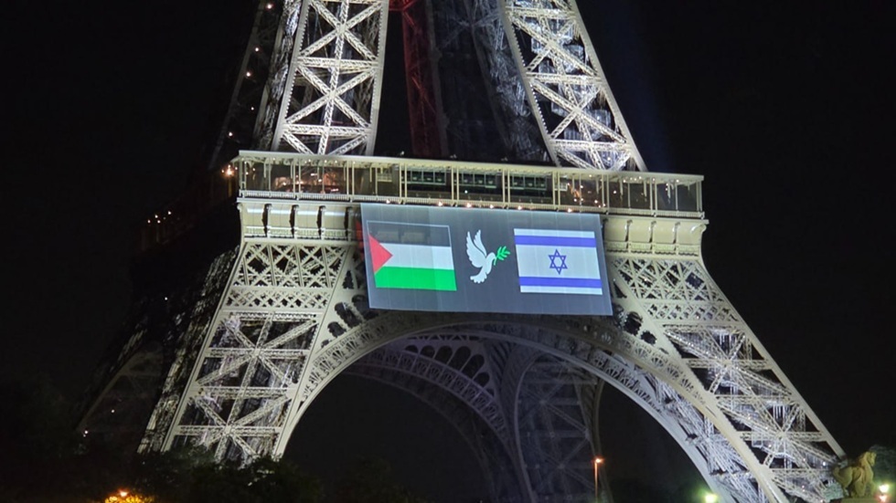 سلطات باريس تعرض العلمين الفلسطيني والإسرائيلي على برج إيفل عشية الاعتراف بدولة فلسطين