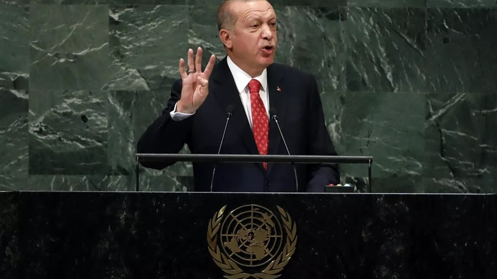 الرئاسة التركية توضح سبب إغلاق ميكروفون أردوغان في الجمعية العامة للأمم المتحدة