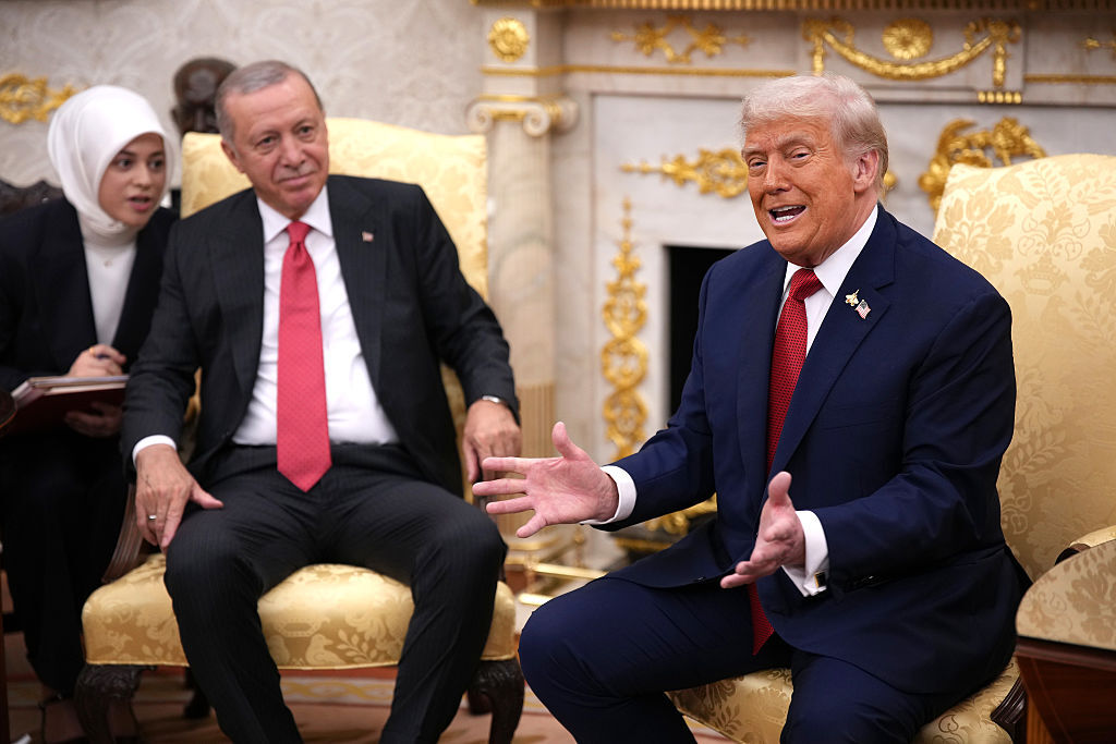 ترامب: "أردوغان سيطر على سوريا ولا أحد يعرف أنه هو من قام بذلك" (فيديو)