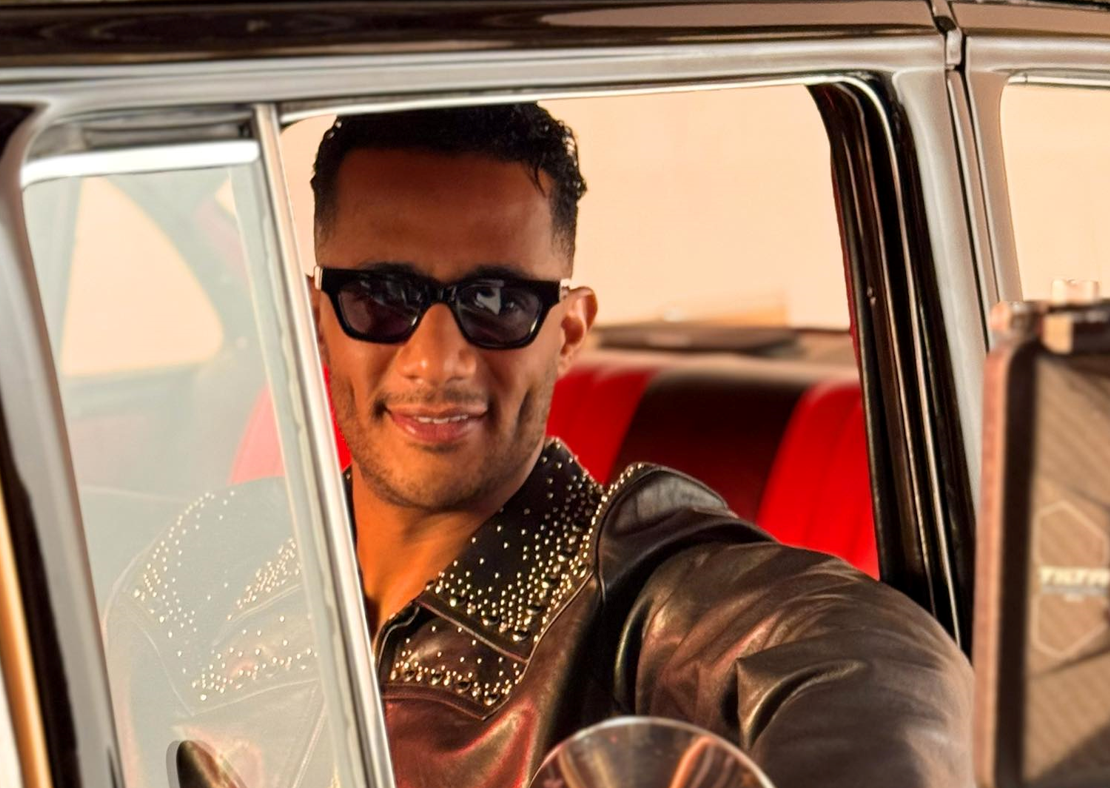 محمد رمضان برفقة عمدة نيويورك عند "أجداده" (صور + فيديو)