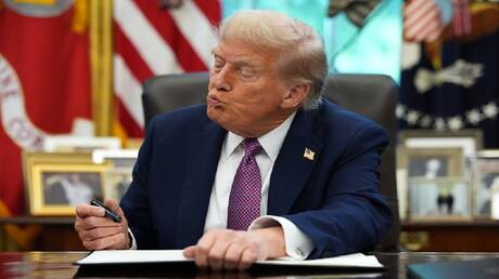 ترامب يكشف الهدف الخفي للحملة العسكرية على شيكاغو.