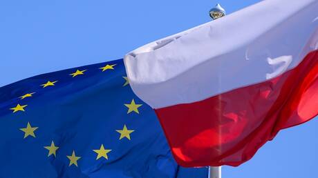 "بلومبيرغ":  بولندا تتقدم إلى حلفائها بطلب عاجل لمدها بمنظومات دفاع جوي مضاد للمسيرات

