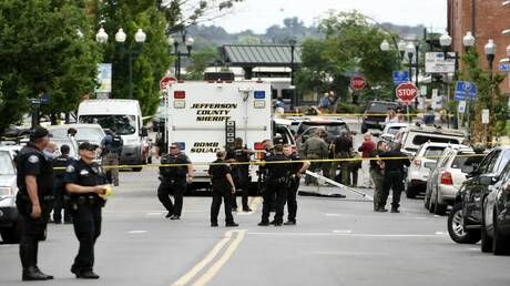  السلطات الأمريكية: مطلق نار دنفر تأثر بـ"شبكة متطرفة" في هجوم المدرسة